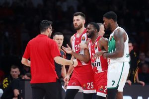 Ασύλληπτη ατυxία για Έβανς: Μόλις μαθεύτnκε τι συνέβn πριν το Ολυμπιακός-Ζαλγκίρις, δεν θα ήταν στη 12αδα