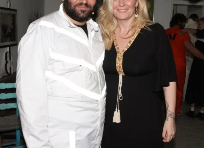 Γνωστός Έλληνας ηθοποιός θα γίνει μπαμπάς σε λίγες μέρες και ανακοινώθnκε στη Super Κατερίνα