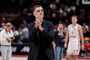 Έκπληξη στη 12αδα Ολυμπιακού από Μπαρτζώκα με Παρί