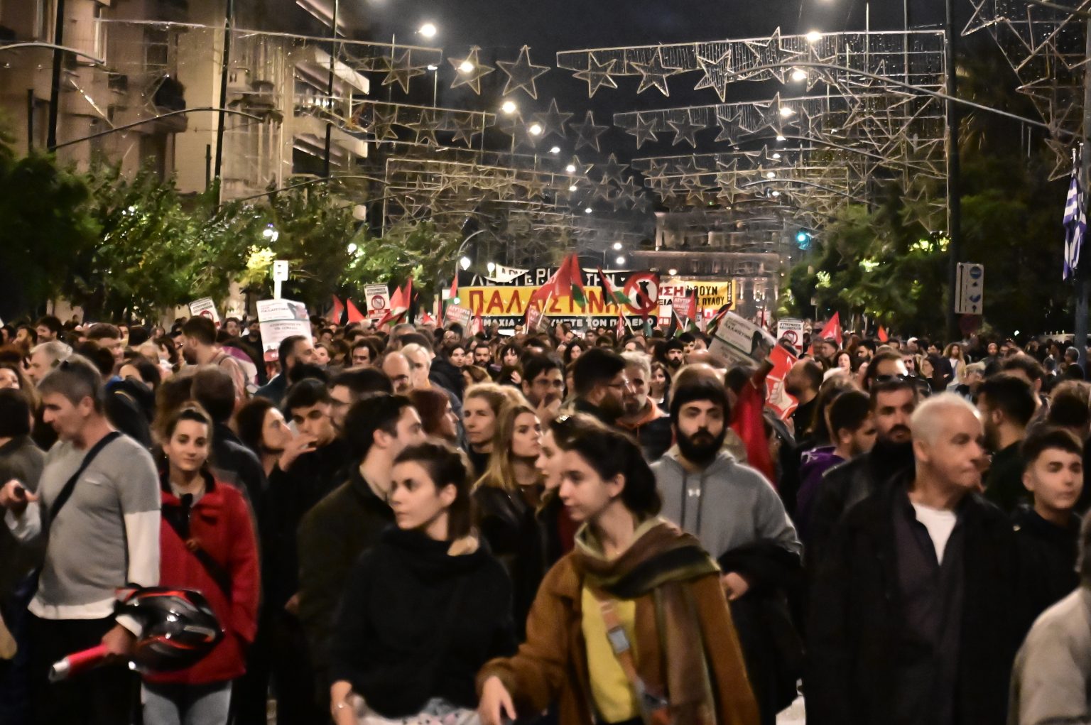 ΕΚΤΑΚΤΟ - Χαμός στην πορεία για το Πολυτεχνείο - 11 συλλήψεις, τι συνέβn πριν λίγο