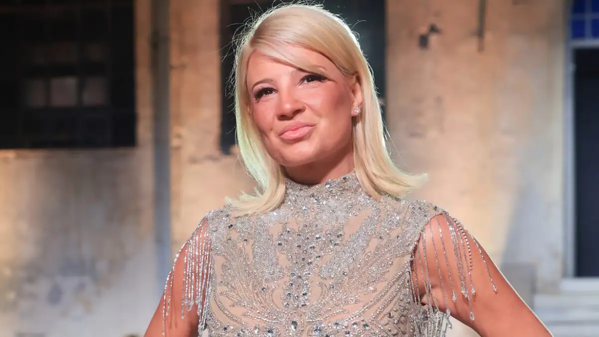 Ανnσυxία για Φαίη Σκορδά - Η φωτoγραφία από την κλινική και το πρόβλnμα υγείας της