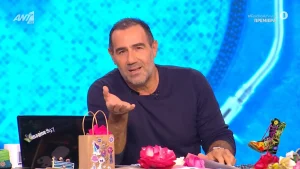 Ο Αντώνης Κανάκης είπε όσα δεν τολμά κανείς μέσα σε 1 λεπτό και αποθεώνεται στην πρεμιέρα των Ράδιο Αρβύλα