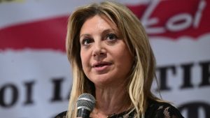 Ραγδαίες πολιτικές εξελίξεις – Έτοιμο το νέο κόμμα της Μαρίας Καρυστιανού; – Το όνομα