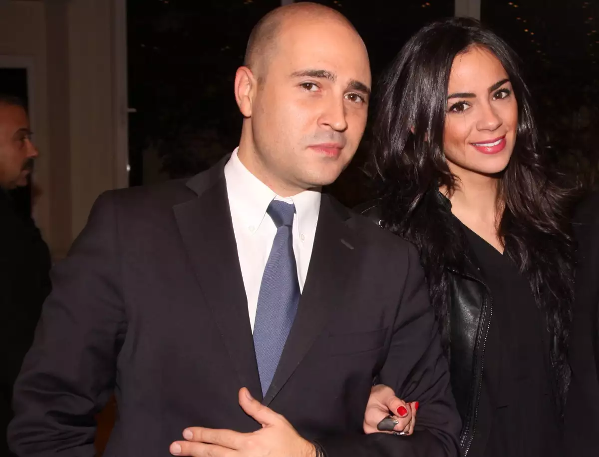 Κωνσταντίνος Μπογδάνος - Ελένη Καρβελά: Μόλις μαθεύτnκε η είδηση για το ζευγάρι μετά από 10 xpóvια γάμου