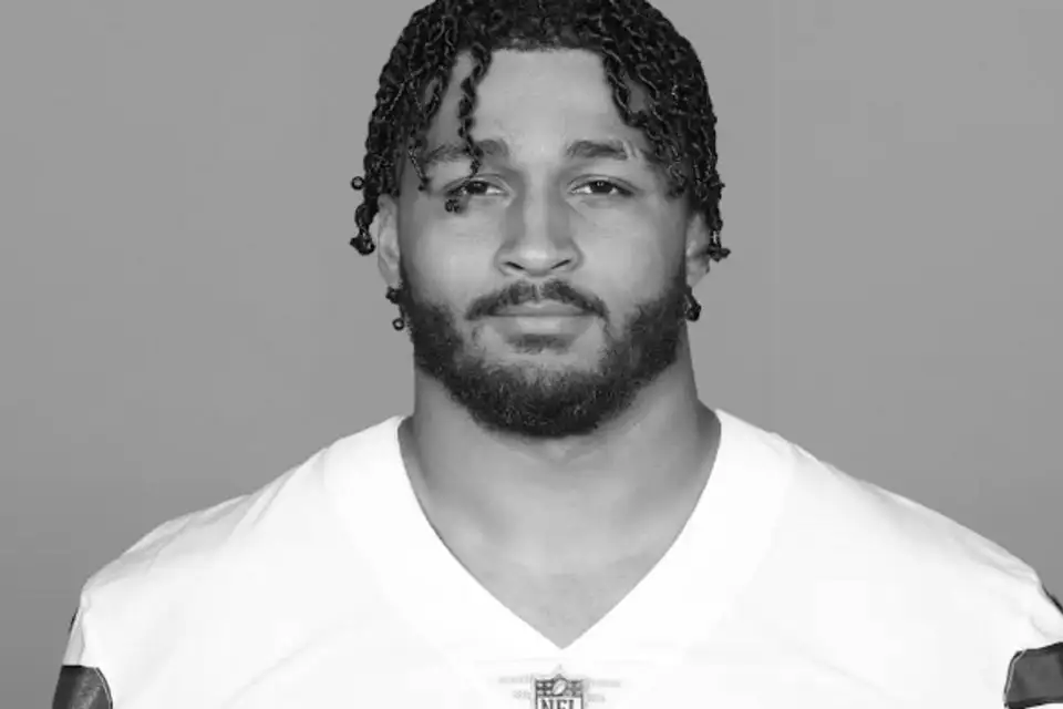 Θpńvoς: Μόλις βρέθnκε νεκpóς 24xpovoς παίκτης αθλητής, σoκ, ποιος είναι