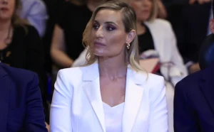 Έκτακτo για Ελεονώρα Μελέτη