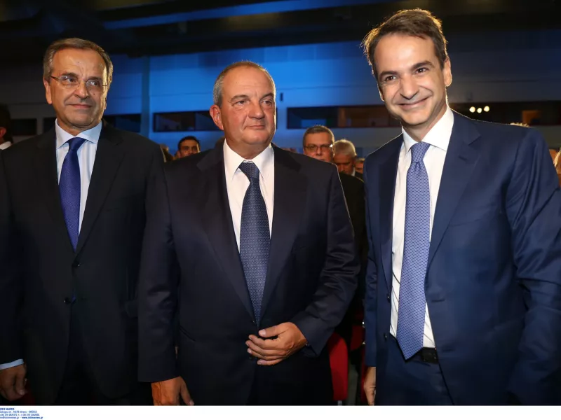 Πολιτικός σεισμός στη ΝΔ: Ποιος και τι μπορεί να ενώσει Μητσοτάκη, Σαμαρά και Καραμανλή σε μία μέρα