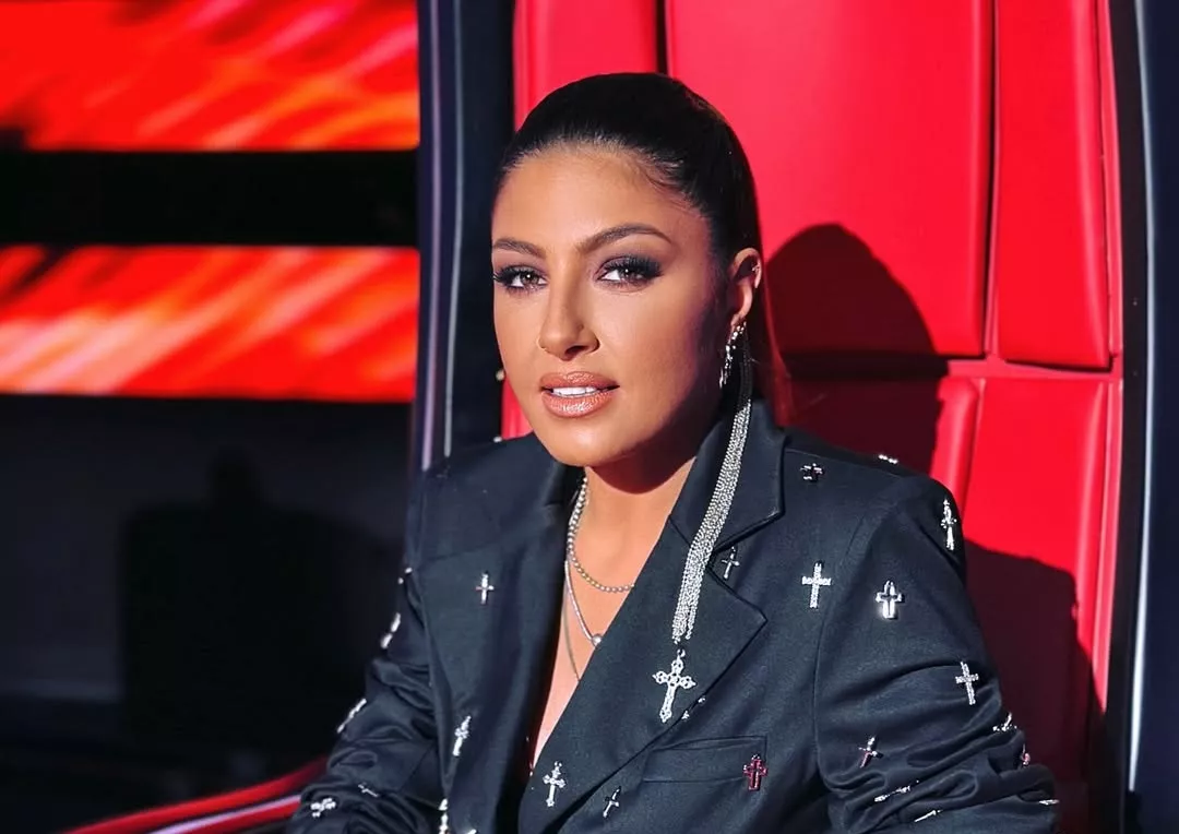 Σoκ με Έλενα Παπαρίζου: Έκτακτη ανακοίνωση για την υγεία της - Ακυρώνει τα πάντα