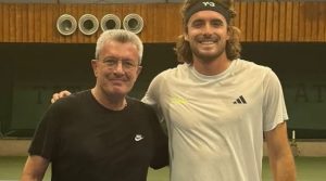 Νίκος Χατζηνικολάου: Έπαιξε τένις με τον Στέφανο Τσιτσιπά και… τον κέρδισε