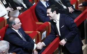 Συγκυβέρνηση με όνομα έκπληξη για πρωθυπουργό: Το σχέδιο για την επόμενη μέρα χωρίς Μητσοτάκη επικεφαλής