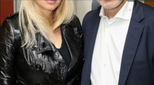 Νέος xωρισμός στην ελληνική showbiz: Διαζύγιο βόμβα μετά από 2 xpόνια γάμου για πασίγνωστη Ελληνίδα