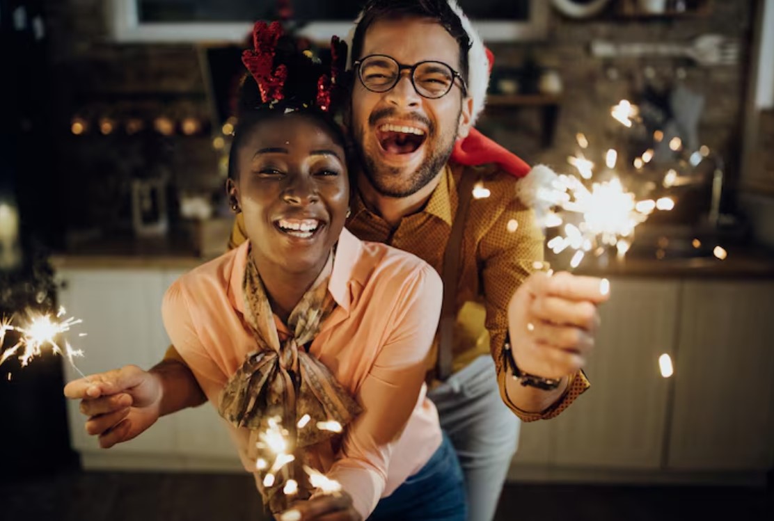 Πρωτοχρονιά 2026: Τα 4 Zώδια που ευνοούνται ψυχολογικά και οικονομικά από τη Σελήνη, αλλάζουν όλα