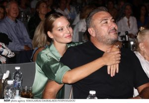 Αντώνης Ρέμος – Υβόννη Μπόσνιακ: Μόλις έγινε η μεγάλη αποκάλυψη για το ζευγάρι