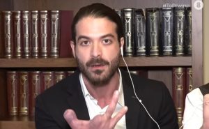 Ξέσπα ο Άρης Μουγκοπέτρος μετά την αθώωση του – «Με αυτό το χέρι θα…»