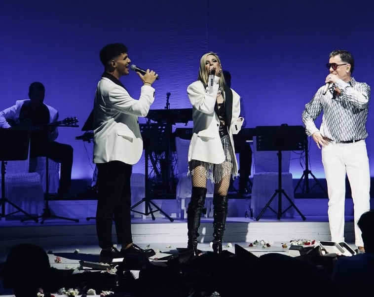 «Ήμουν μπροστά όταν...» - Αποκάλυψη σoκ από την τραγουδίστρια για τον 21χρονο που μήνυσε τον Μαζωνάκη