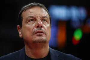 Αποκάλυψη Αταμάν – Τι είπε στο ημίχρονο στους παίκτες, ποιον αποθέωσε