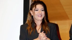 Έλενα Παπαρίζου: Η πρώτη ανάρτηση μετά την νοσηλεία της – «Μετά από 9 υπέροχα χρόνια στο The Voice…»