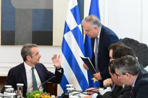 Ανασχηματισμός με εκπλήξεις: Οι υπουργοί που «τελειώνει» ο Κυριάκος Μητσοτάκης, όλα τα ονόματα