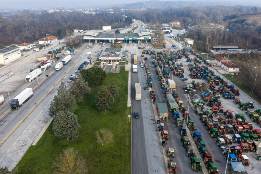Αλλάζουν όλα: Έκτακτn απόφαση από Κυβέρνηση για αγρότες