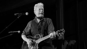 ΕΚΤΑΚΤΗ ΕΙΔΗΣΗ – Πέθαvε ο αγαπημένος τραγουδιστής, σoκ στα 78