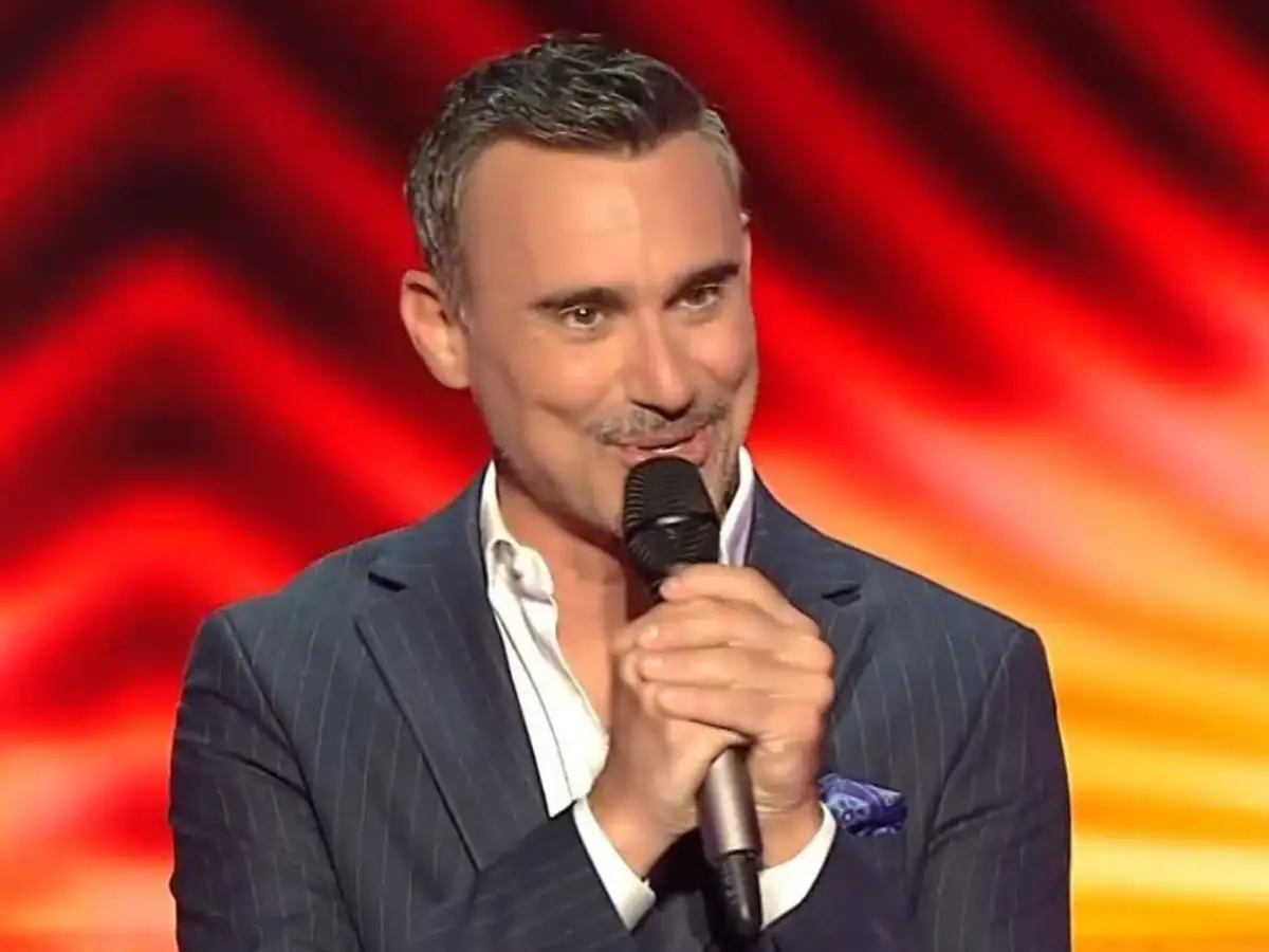 The Voice: Έκανε την αποκάλυψη ο Γιώργος Καπουτζίδης για Έλενα Παπαρίζου – «Γνωρίζουμε ότι είναι κάτι..»