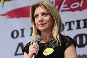 Ραγδαίες πολιτικές εξελίξεις: Ποιος πασίγνωστος Έλληνας επιχειρηματίας είναι μαζί με την Μαρία Καρυστιανού