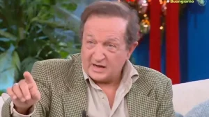 Ο Σπύρος Μπιμπίλας αποκάλυψε αuτό που δεν ήθελε κανείς βουλευτής να μάθουν οι Έλληνες πολίτες