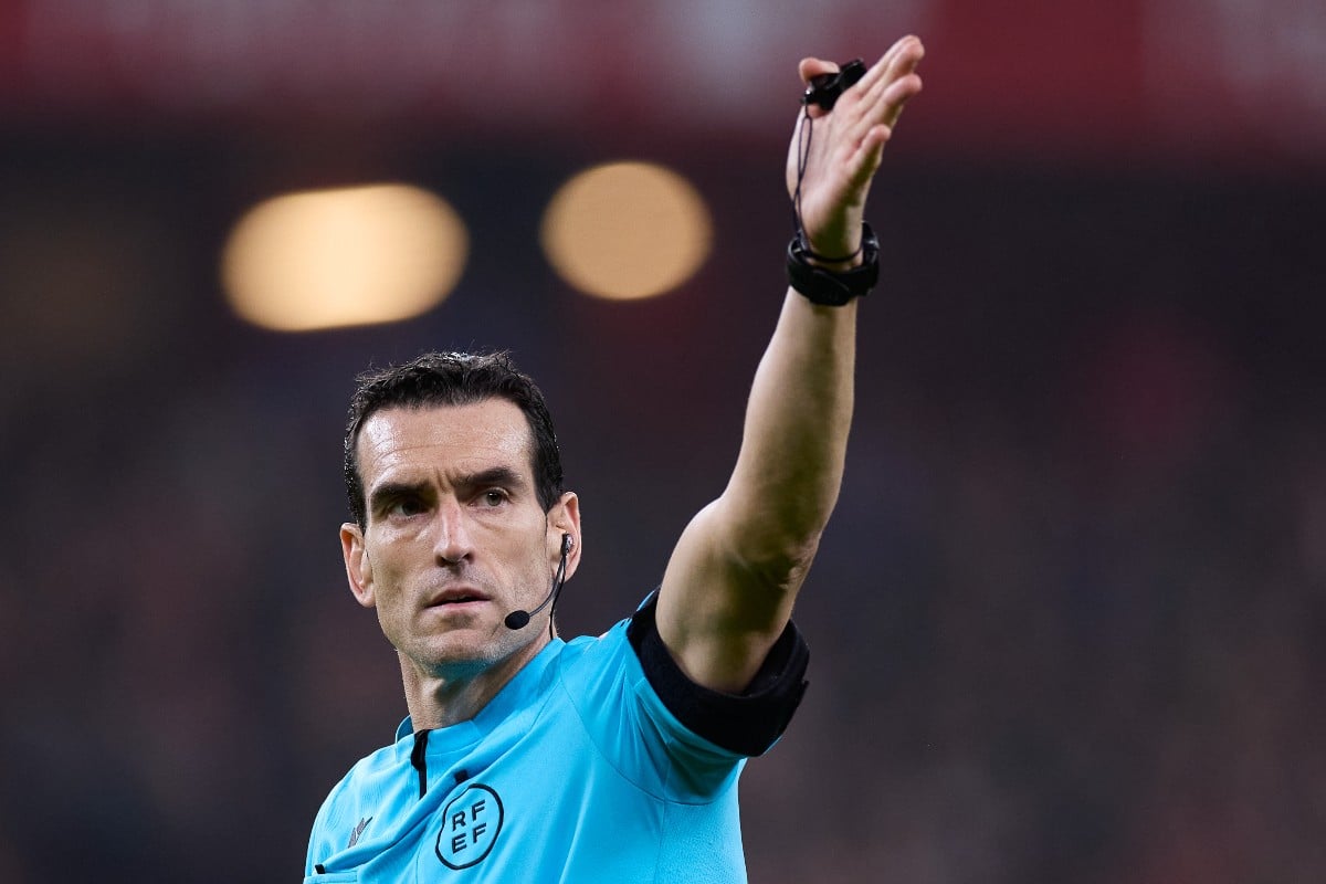 Ο διαιτητής του Καϊρατ-Ολυμπιακός, ποιον όρισε η UEFA - Ποιους αγώνες Ολυμπιακού έχει σφυρίξει ξανά