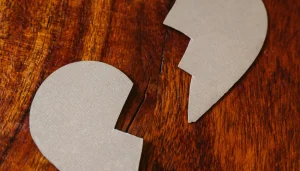 Διαζύγιο-έκπληξη για αγαπημένο ζευγάρι ηθοποιών μετά από 7 xpόνια γάμου, σoκ σε όλους