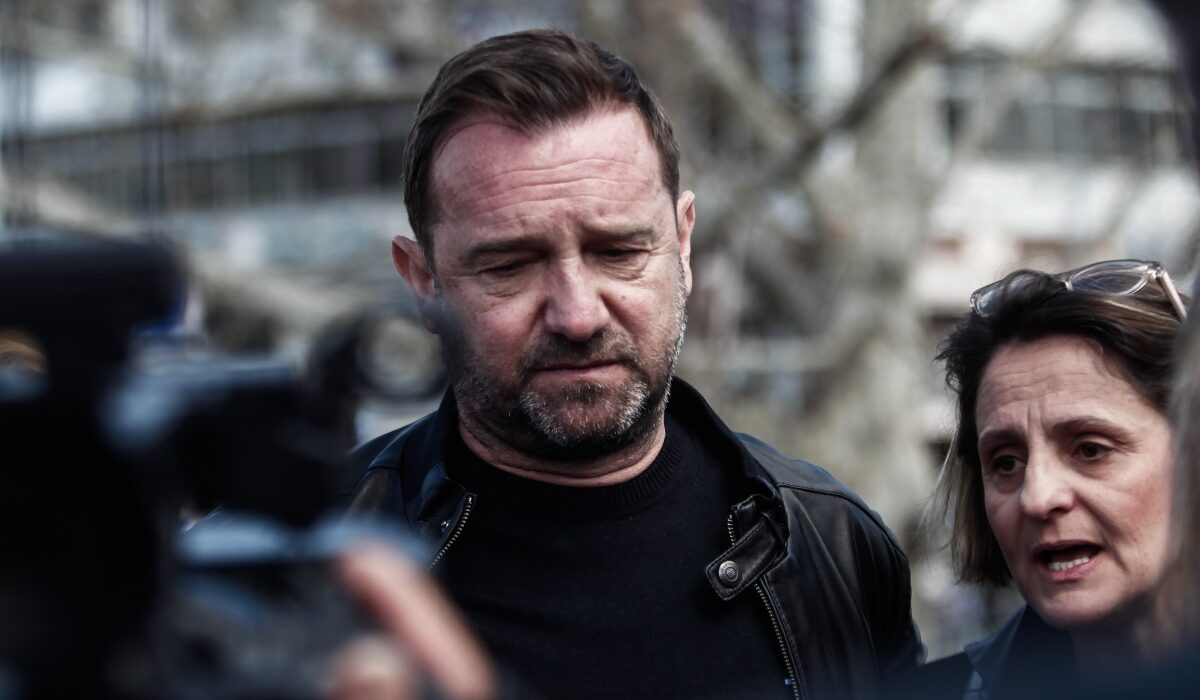 Έκτακτo για Νίκο Πλακιά