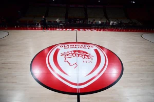 Μπαίνει glass floor στο νέο ΣΕΦ από Ολυμπιακό; Η αποκάλυψη Χρήστου Μπαφέ