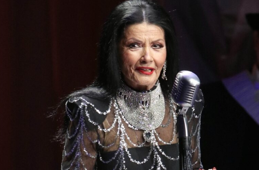 Έκτακτo για Ζωζώ Σαπουντζάκη