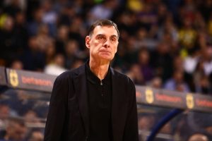 Με..11αδα ο Ολυμπιακός κόντρα στη Φενέρ – Ποιοι έμειναν εκτός από Μπαρτζώκα