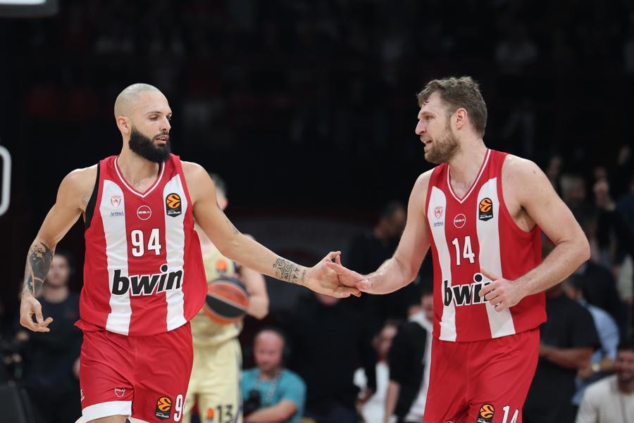 Η βαθμολογία της EuroLeague μετά από την νίκη του Ολυμπιακού επί της Μπαρτσελόνα!