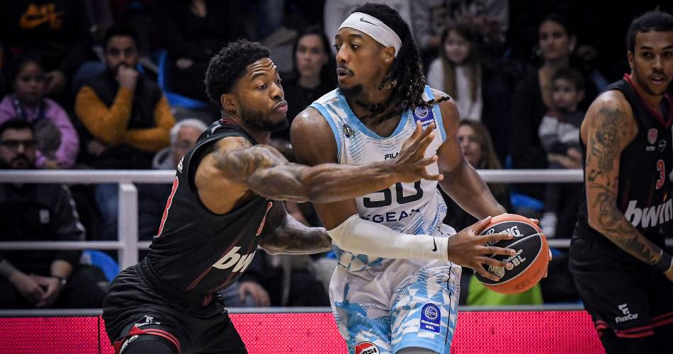 Πρόβλημα με Ταϊρίκ Τζόουνς στον Ολυμπιακό - Πάει για μαγνητική