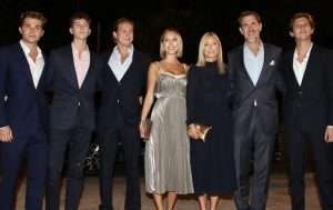 Μόλις έγινε γνωστό για Ντε Γκρες