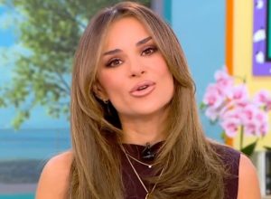 ΑΝΤ1: «Κόβεται» η εκπομπή της Ελένης Τσολάκη;