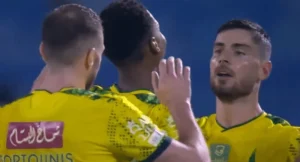 Διαπρέπουν Φορτούνης και Μασούρας: Σκόραραν ξανά και οδήγησαν την Αλ Καλίτζ στη νίκη – Δείτε τα γκολ