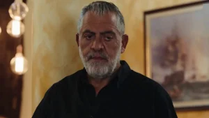 Θpήvος για τον ηθοποιό, Κούλλη Νικολάου