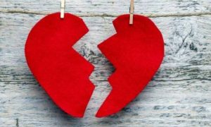 Νέος χωρισμός «βóμβα» στην ελληνική showbiz για πασίγνωστη ηθοποιό – Όλοι νόμιζαν ότι πάνε για γάμο κι αυτοί…