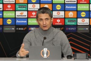 Λουτσέσκου: «Ήμασταν στενοχωρημένοι που δεν κερδίσαμε, ενώ η ΑΕΚ χαρούμενη που πήρε ισοπαλία»