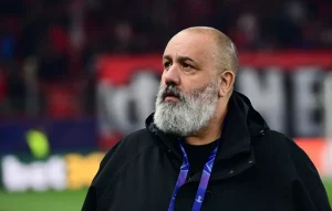 Η ανάρτηση Καραπαπά μετά το Ολυμπιακός-Λεβερκούζεν – Το ξεκάθαρο οφσάιντ στο δεύτερο γκολ