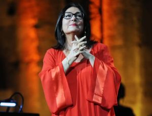 Έκτακτn είδηση για Νάνα Μούσχουρη