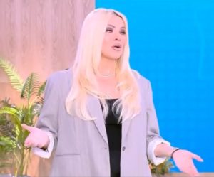 Αποκάλυψε τον γάμο της on air η Κατέρινα Καινούργιου