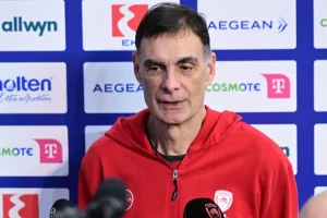 Τι αποκάλυψε ο Μπαρτζώκας για Μιλουτίνοβ και Τζόουνς για τον τελικό με Παναθηναϊκό