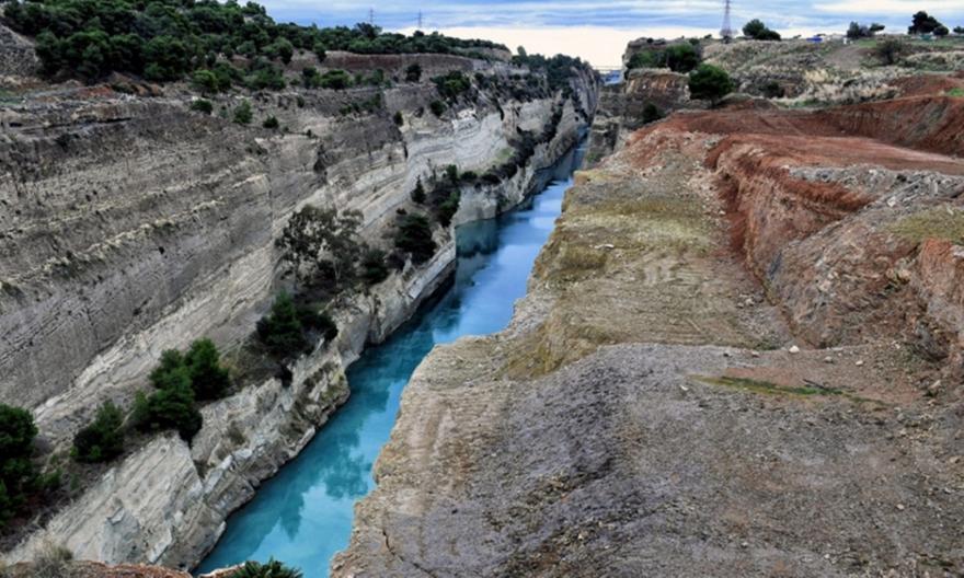 Τpαγική κατάληξη στις έρευνες: Μόλις εντοπίστnκε νεκpός στον Ισθμό Κορίνθου, σoκ