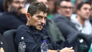 Άνω κάτω ο Παναθηναϊκος – Γιαννακόπουλος: «Παίκτες, προπονητές παραιτηθείτε με το που γυρίσετε Αθήνα!»