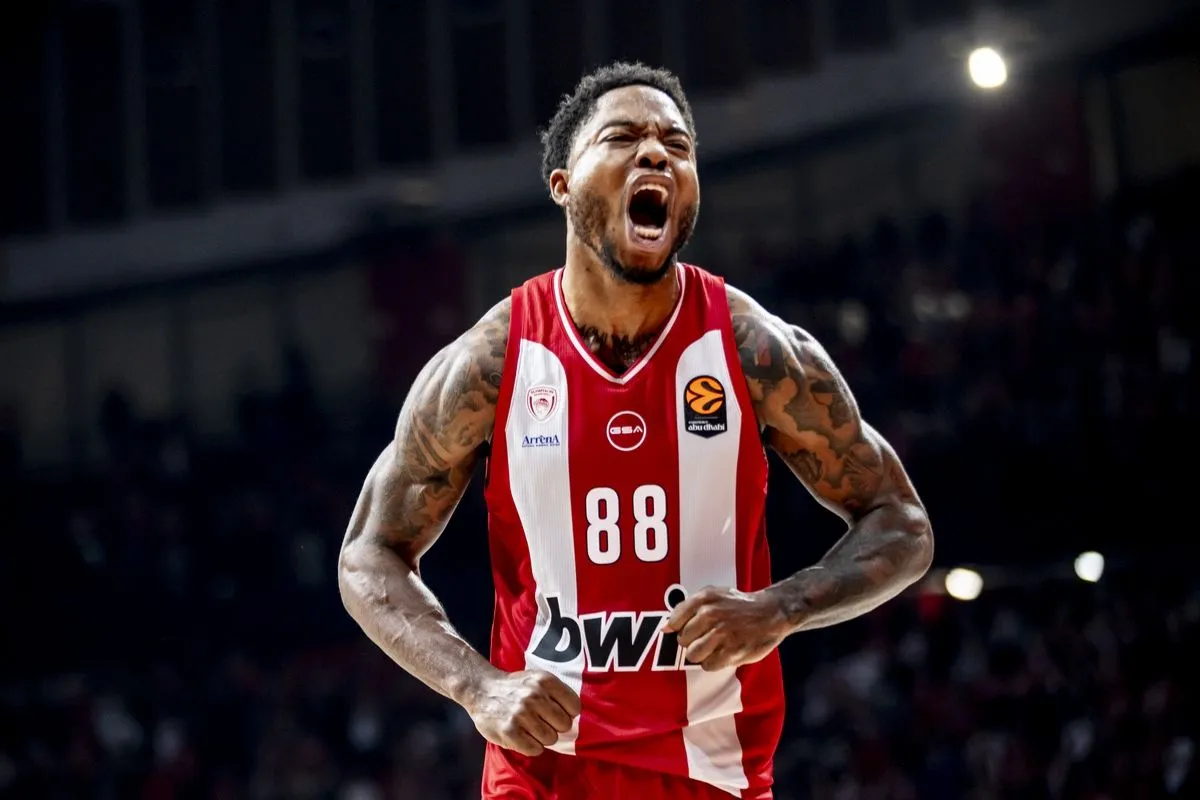 Η δωδεκάδα του Ολυμπιακού με Dubai BC