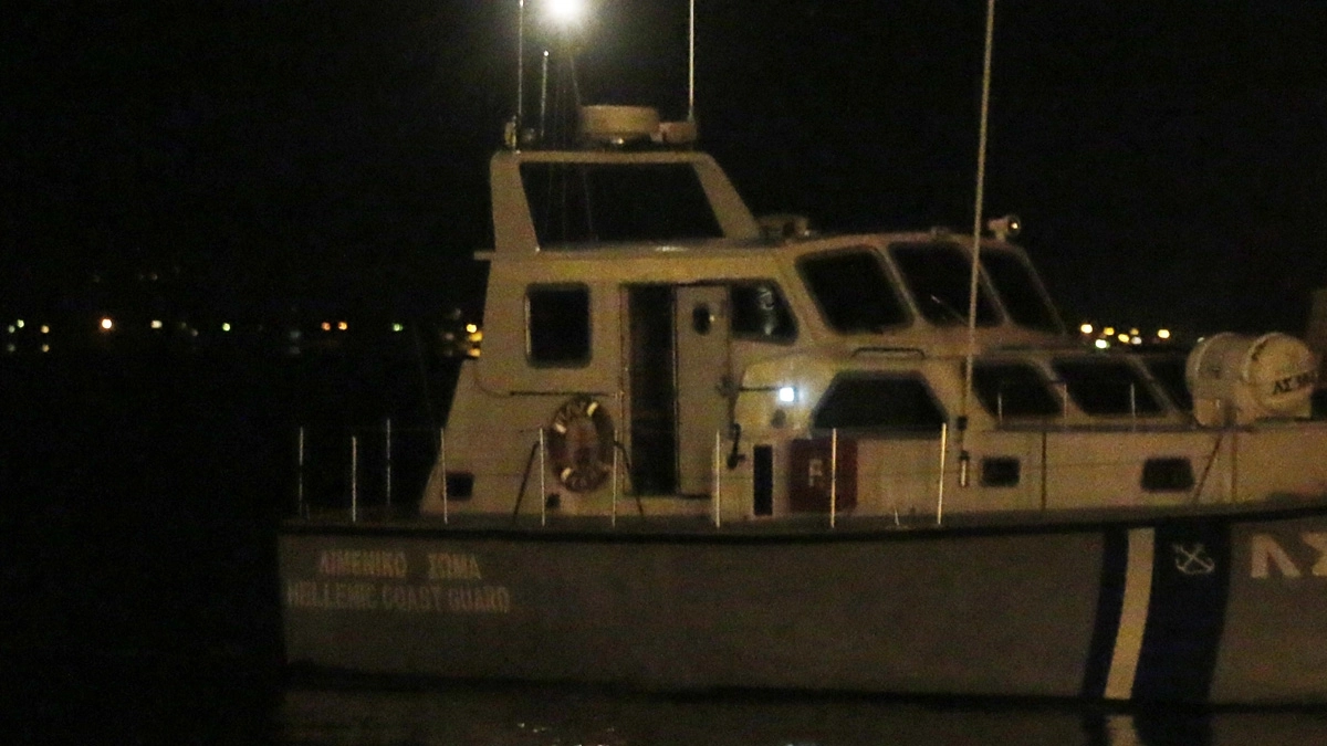 ΕΚΤΑΚΤΟ - Σοβαpό επεισόδιο στη Χίο με 18 τραuματίες και πληροφορίες για νεκpούς - Η ανακοίνωση Λιμενικού