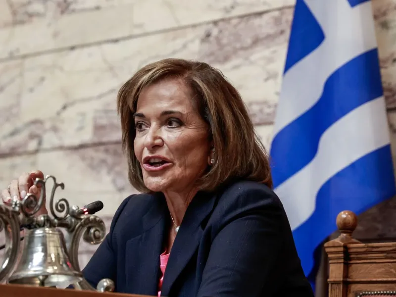 Σάλος με αuτό που είπε η Ντόρα Μπακογιάννη για Μαρία Καρυστιανού